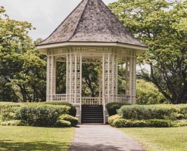 Altana marzeń z płyt HPL: krok po kroku do trwałej i nowoczesnej przestrzeni w ogrodzie